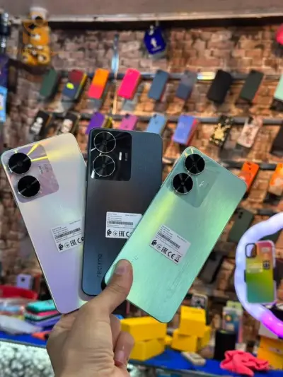 REALME C55