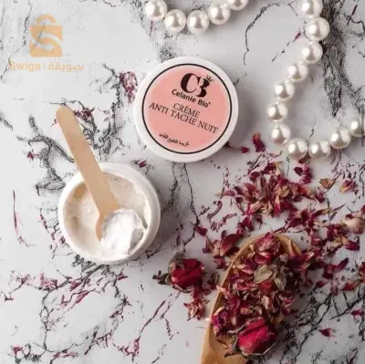 creme eclaircecente