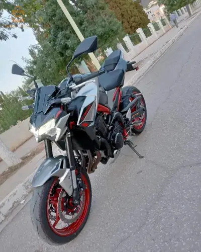 Z900