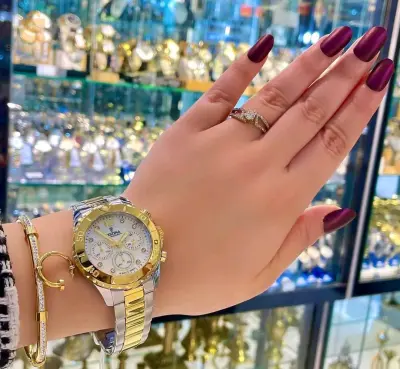 FESTINA