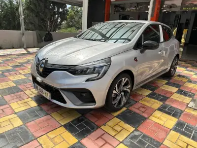 CLIO 2023