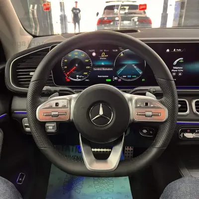 Mercedes