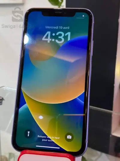 iPhone 11