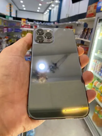 iphone 12 pro max 
baterie : 100% 
stockage : 256gb
turbo sym