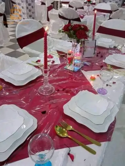 ديكور طاولة