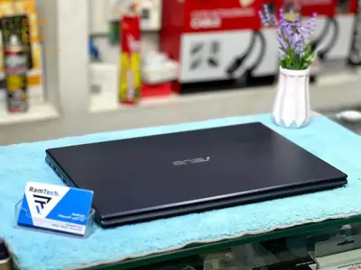 Asus VivoBook X5711GT