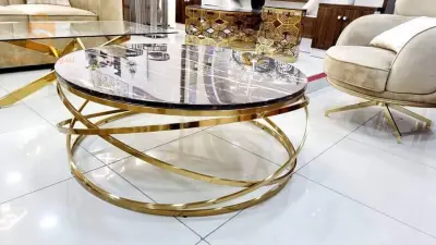 طاولة منخفضة