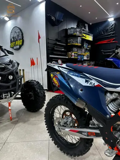 KTM 6 DAYS