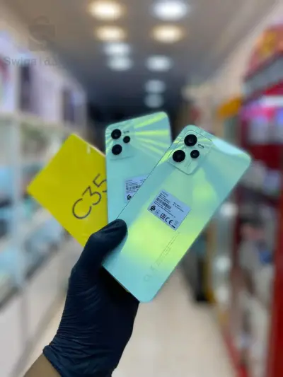 Realme C35