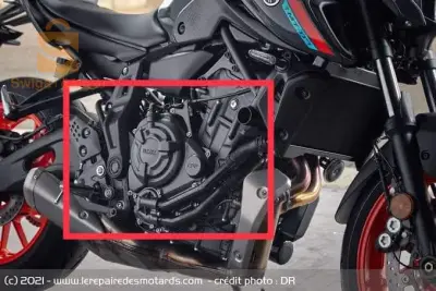 Pour YAMAHA MT-07