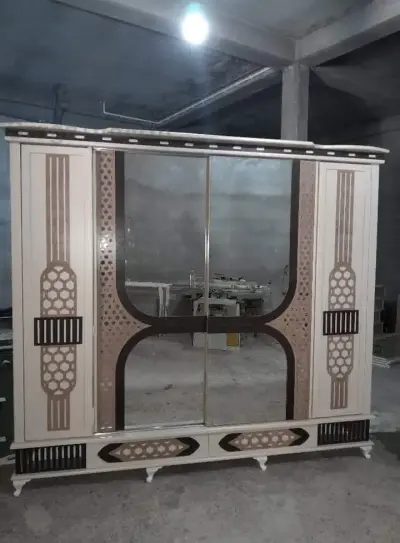 خزانة الملابس