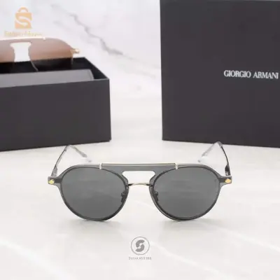 يطبق التيتانيوم Giorgio Armani 🇮🇹