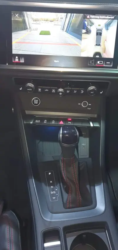 AUDI Q3 S Line