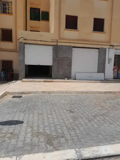 محلات تجارية للبيع