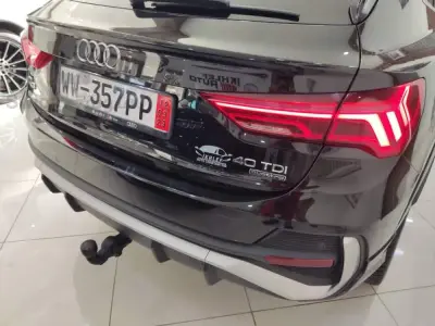 Q3