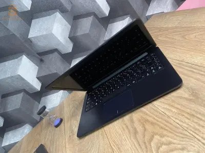 Asus