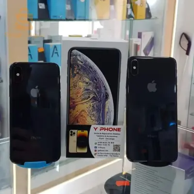 ايفون xs و xs max