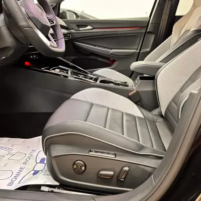GOLF 8 -