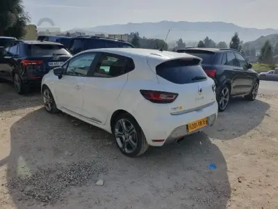 CLIO 4