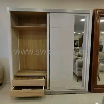 Armoire
