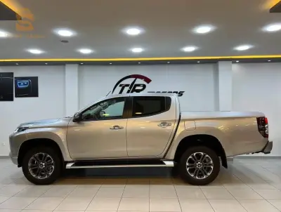 Mitsubishi L200 sportero