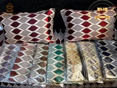 غطاء أريكة + غطاء وسادة 2
65/180