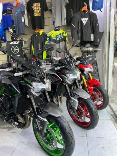 KAWASAKI Z900 125CH