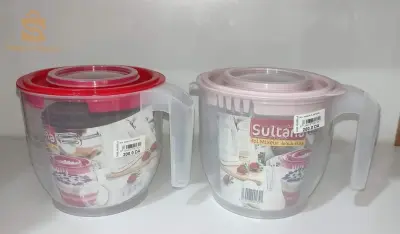Plastic mixing bowl