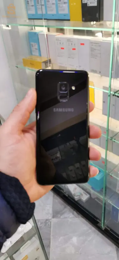 Samsung A8