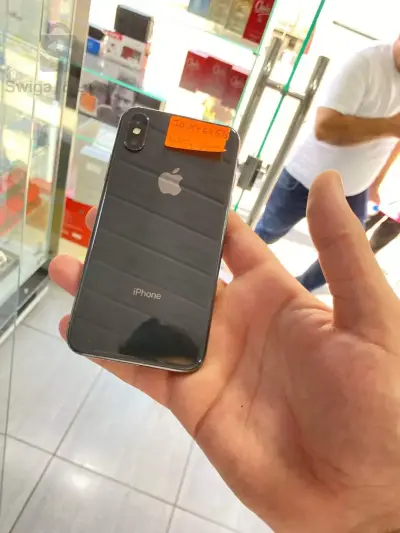 IPHONE X Black