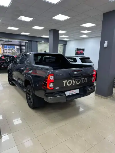 Toyota hilux adventure