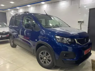 Peugeot RIFTER 2023