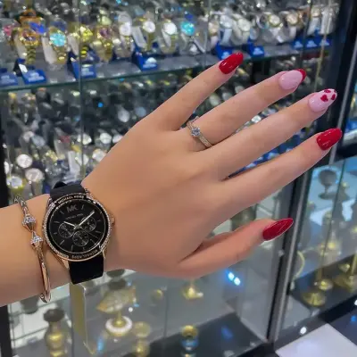 MICHAEL KORS