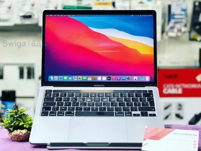 MACBOOK PRO 2020