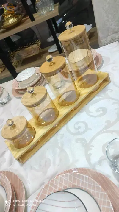 رف توابل مع حامل