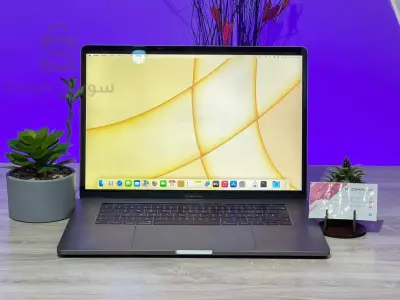 MACBOOK  PRO 2018 1