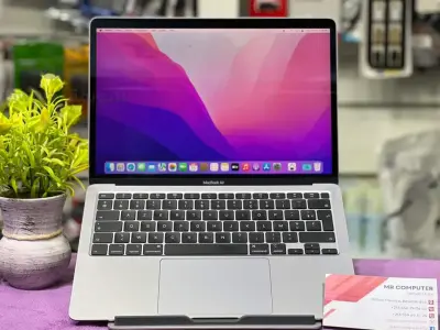 MACBOOK AIR 2020