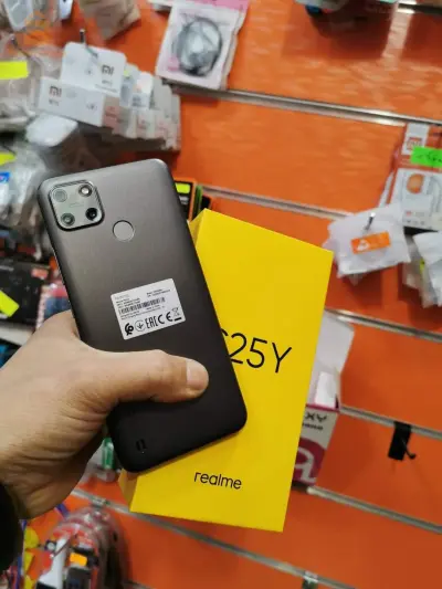Realme c25y