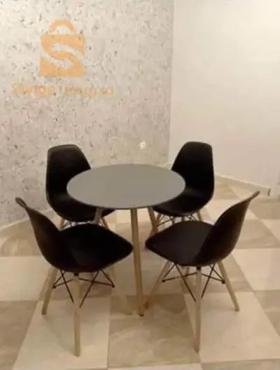 طاولة دائرية