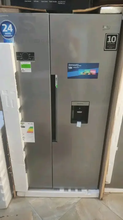 ثلاجة