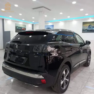 Peugeot 3008 GT avec Hayon Électrique