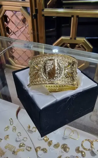 bracelet