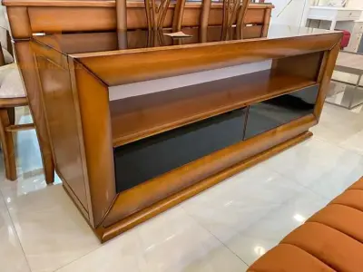 طاولة