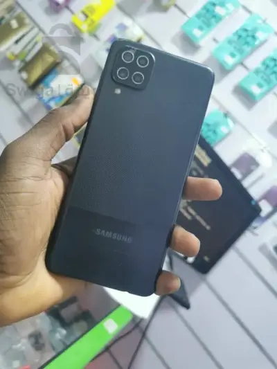 samsung A12