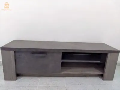 Table basse en verre trompé et meuble télé