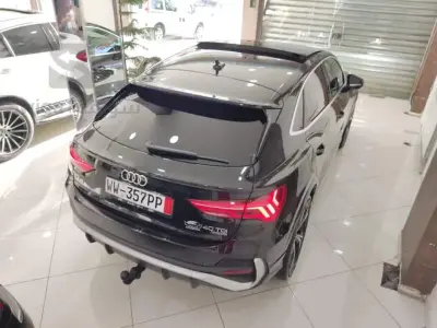 Q3