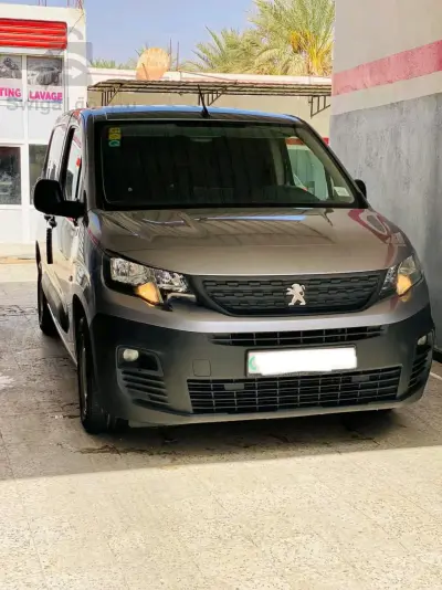 PEUGEOT PARTNER K9