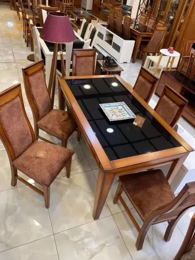 طاولة