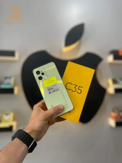 realme c35