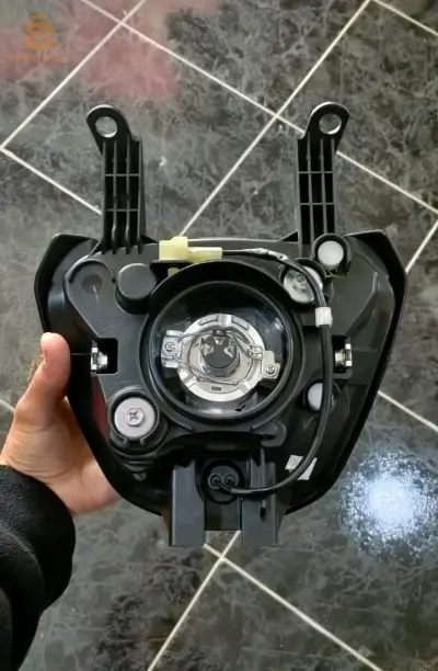 phare avant pour Yamaha MT07